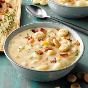 The Perfect Bowl of Clam Chowder: A Recipe and Cooking Guide