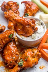 Discover the Delicious Recipe and History of Buffalo Wings