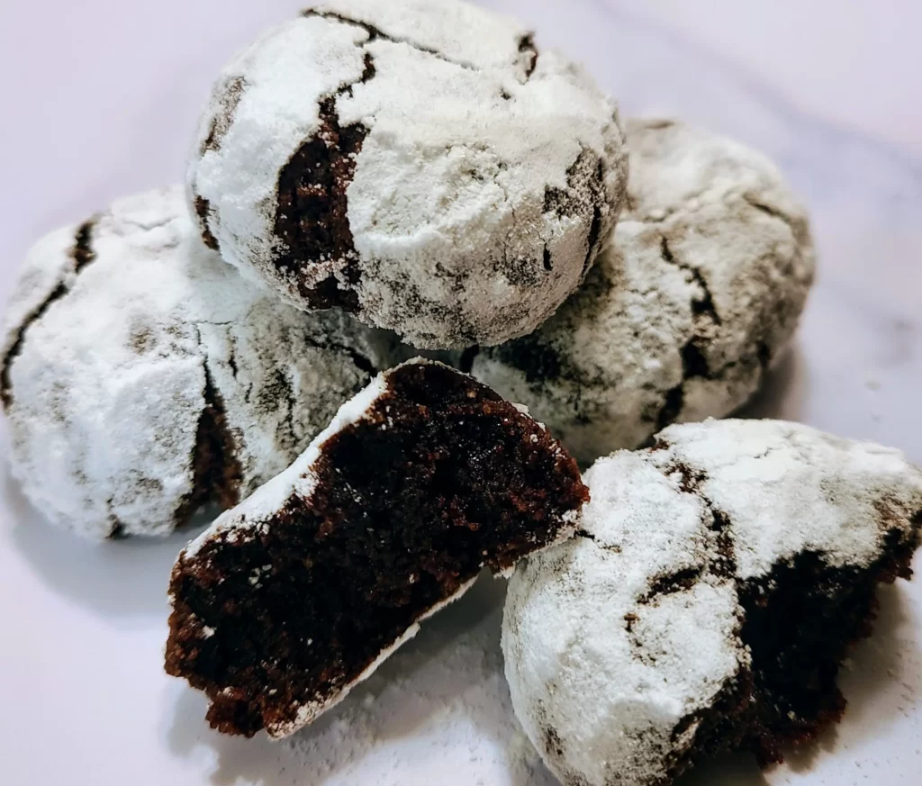 Decadent and Delicious: Chocolate Amaretti Cookies Recipe