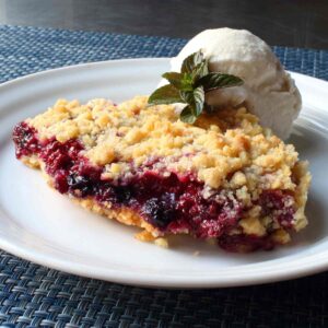 Mixed Berry Crumble Recipe: A Delicious and Healthy Dessert