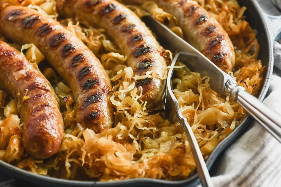 The Perfect Pairing: Bratwurst with Sauerkraut